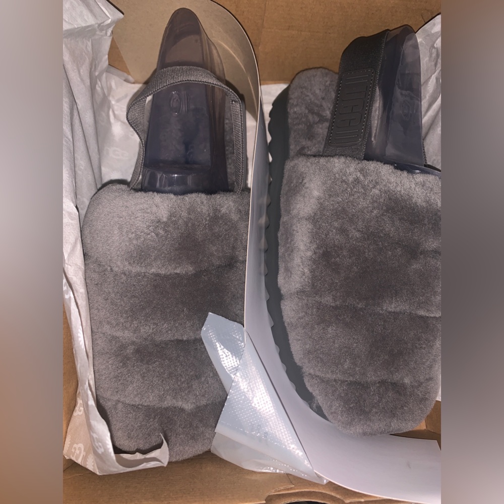 UGG SUPPER FLUFF SLIPPERS